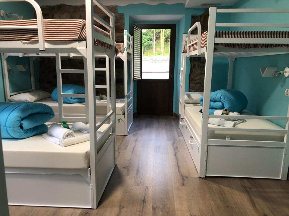 bunk bed