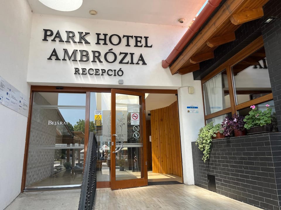 Property building, Property logo or sign