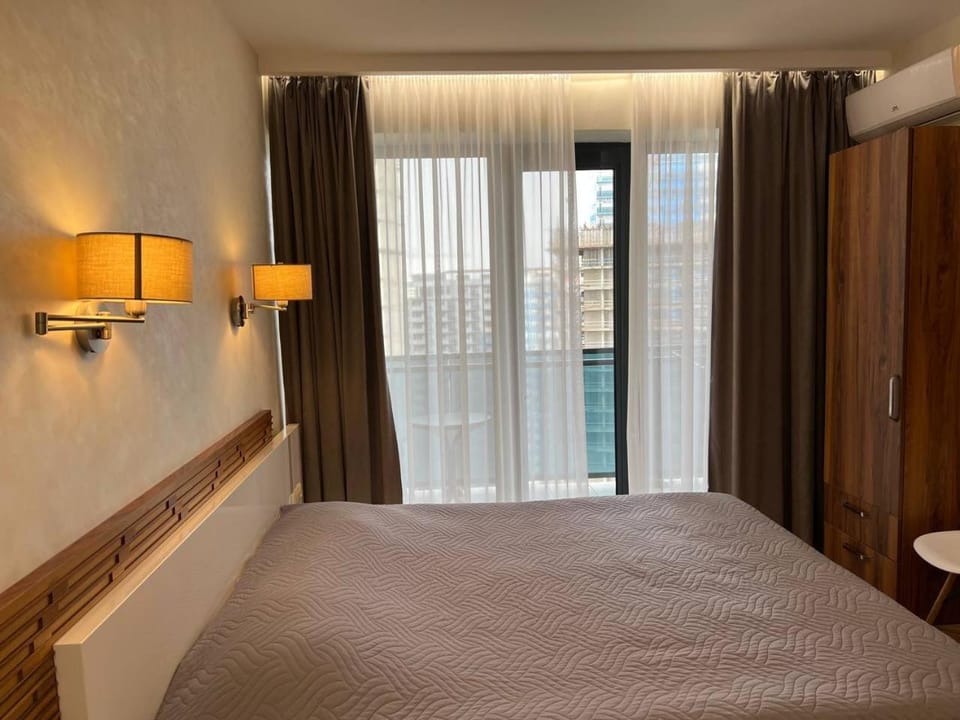 комфортабельная апартамент студия Apartment in Batumi