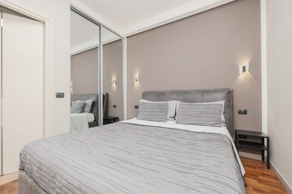 Bed, Bedroom, wardrobe