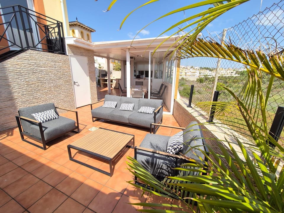 Patio, Day, Balcony/Terrace