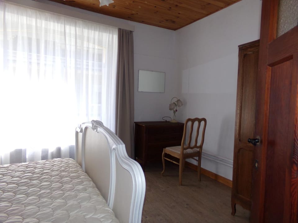 Chez Len & Filipp Apartment in Wallonia, Belgium