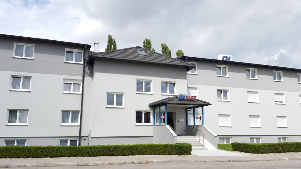 Property building, Day