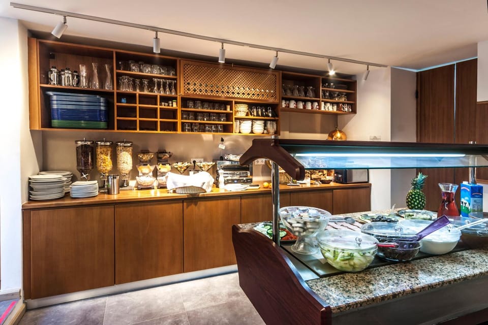 Breakfast, Buffet breakfast