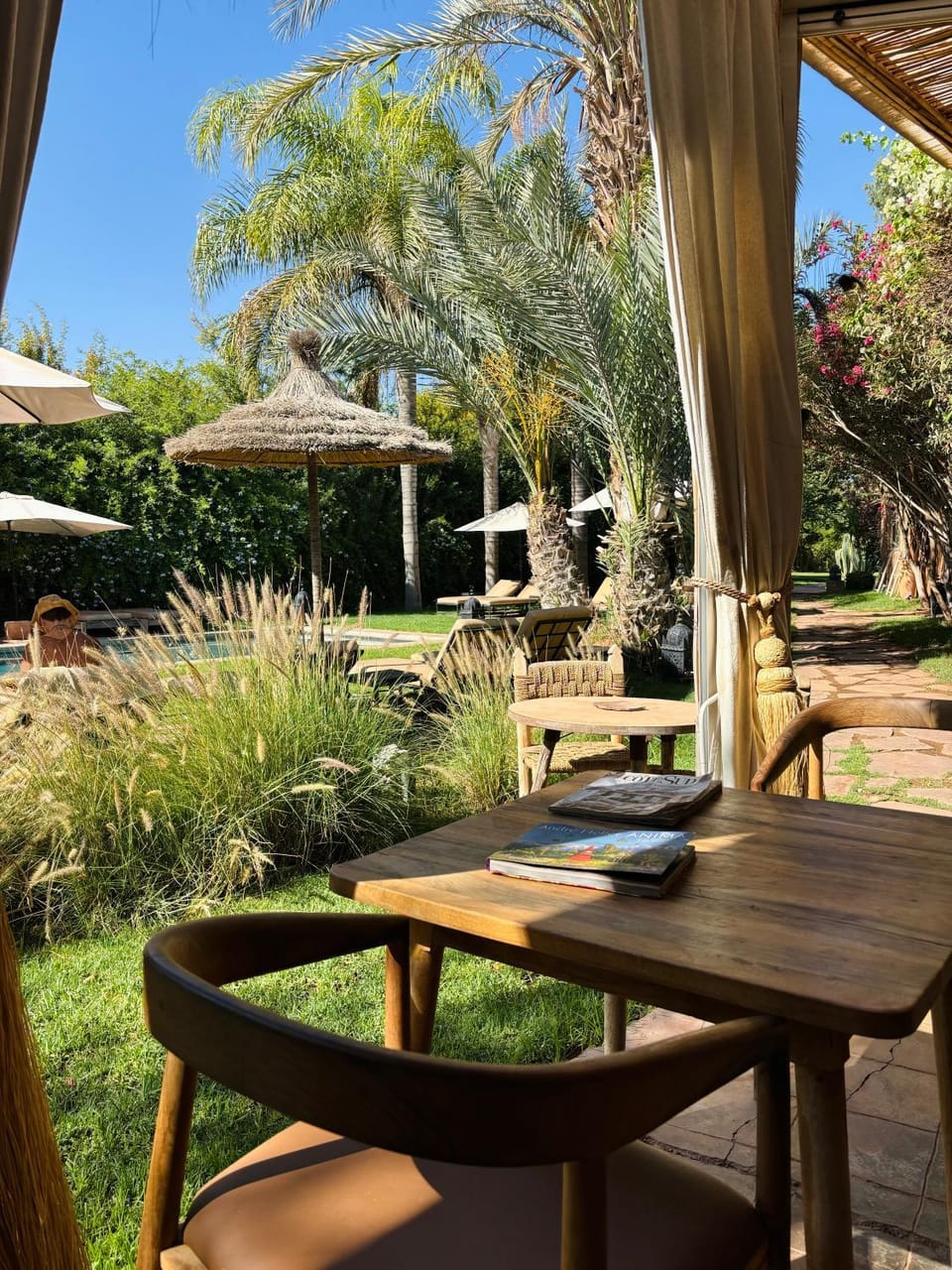 Day, Garden, Dining area, Garden view