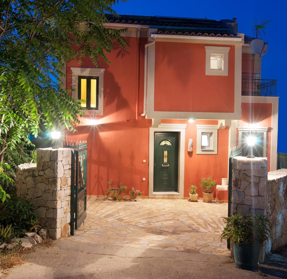 Property building, Facade/entrance