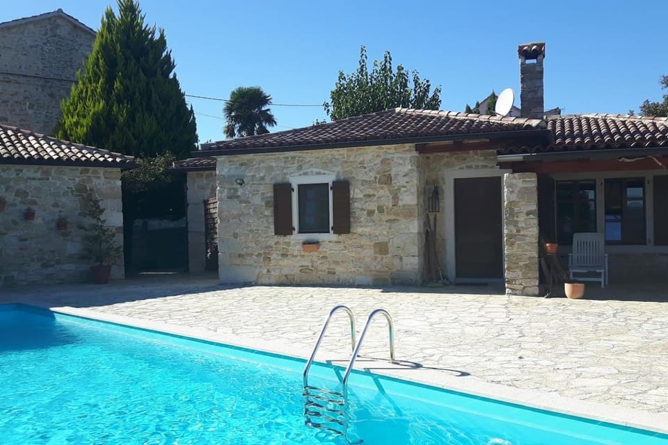 House Lunja House in Istria County