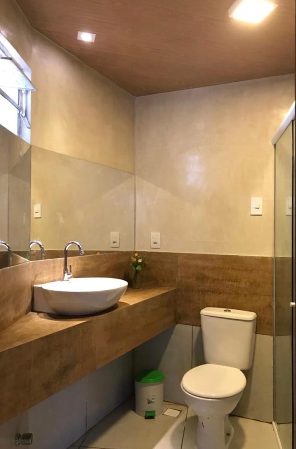Shower, Toilet, Bathroom, Decorative detail