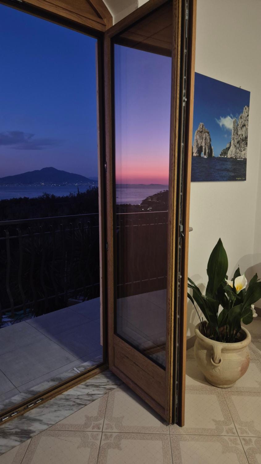 View (from property/room), Balcony/Terrace, Living room, Sunset