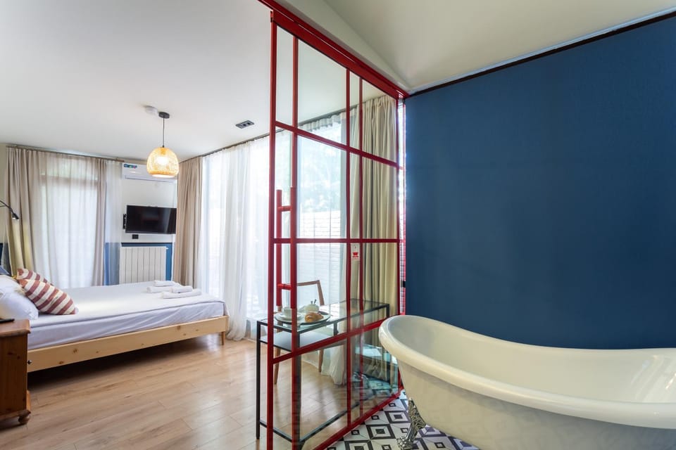 Bed, Bathroom, Bedroom, wardrobe