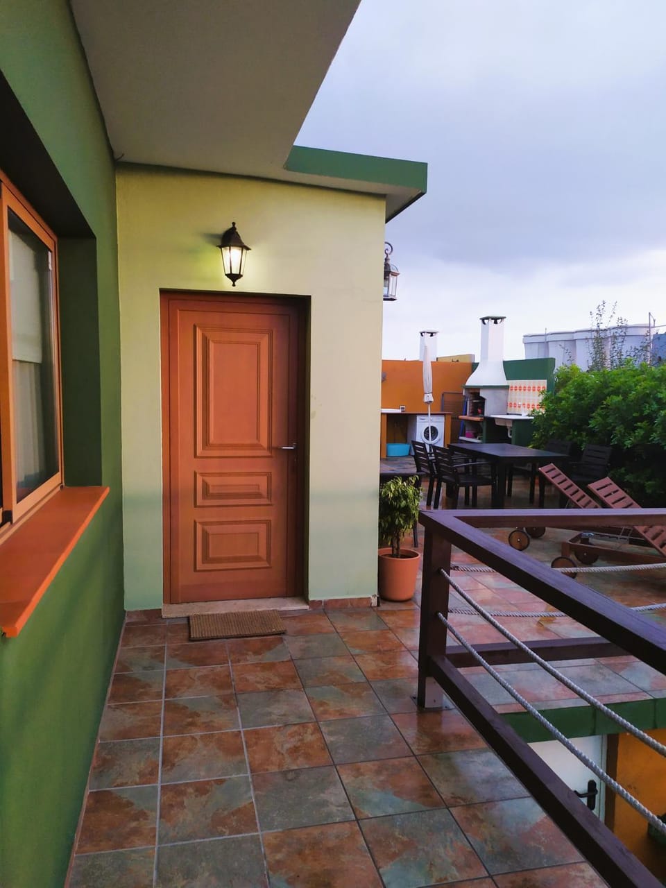 Facade/entrance