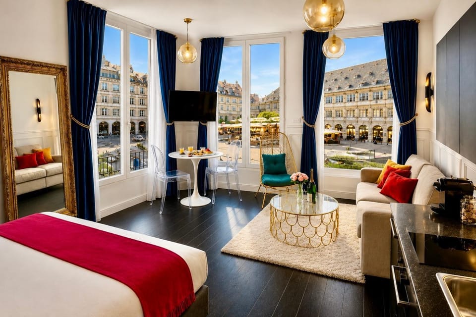 Living room, Landmark view