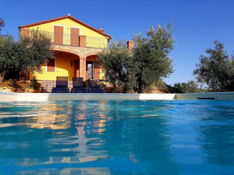 Property building, Pool view, Swimming pool