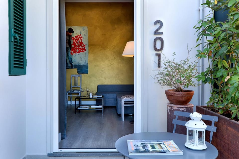 Patio, Balcony/Terrace, Balcony/Terrace, Area and facilities