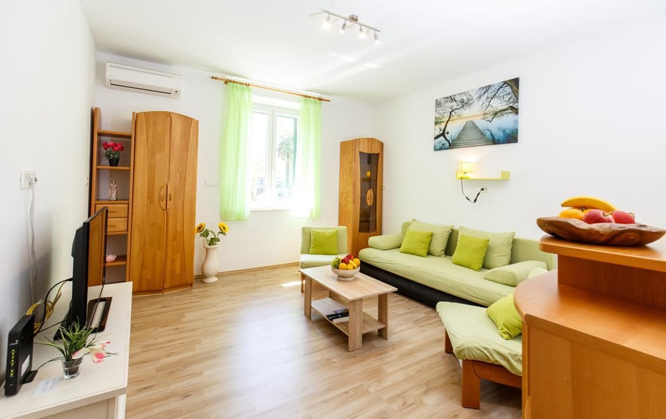 Apartment Green Forest Apartment in Split