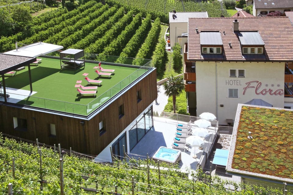 Hotel Flora Hotel in Algund