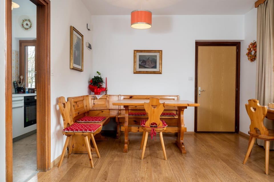 Residence Weiss Apartment hotel in Vigo di Fassa