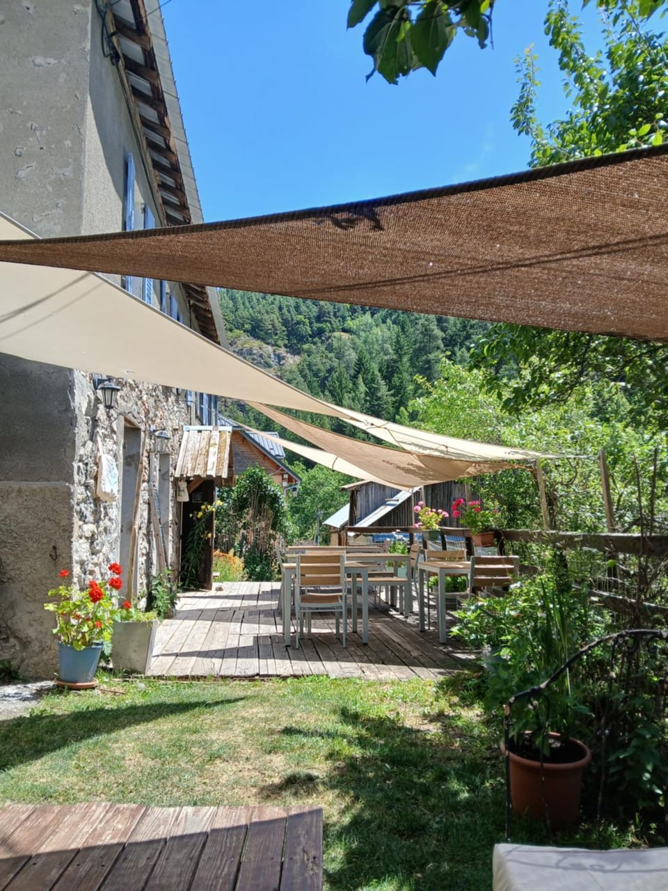 Property building, Patio, Garden, Garden view