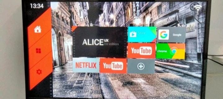 Roomstay Avoria YouTube Netflix House in Terengganu, Malaysia