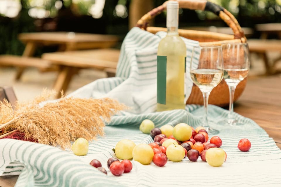 Restaurant/places to eat, Food and drinks, Food, Drinks, Alcoholic drinks