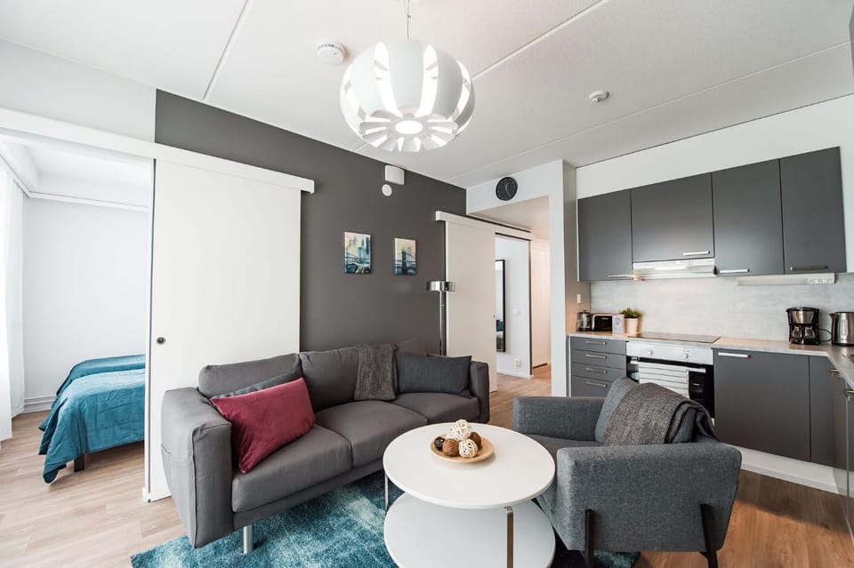 Kitchen or kitchenette, Seating area