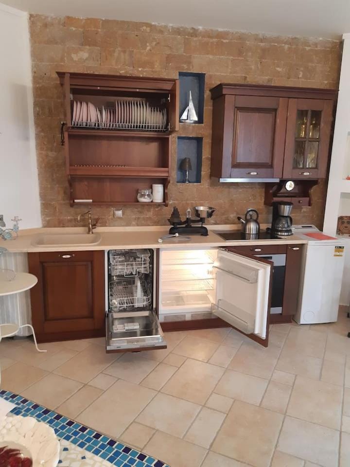 Beautiful Studio in traditional Afytos Halkidiki-UVC sterilized Apartment in Halkidiki