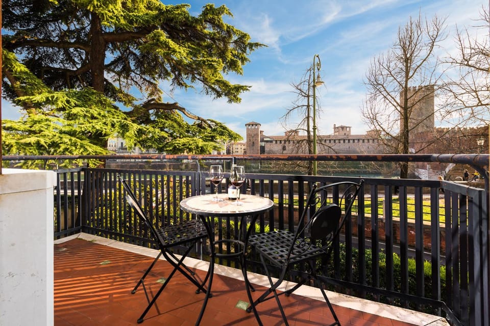 Balcony/Terrace, Balcony/Terrace