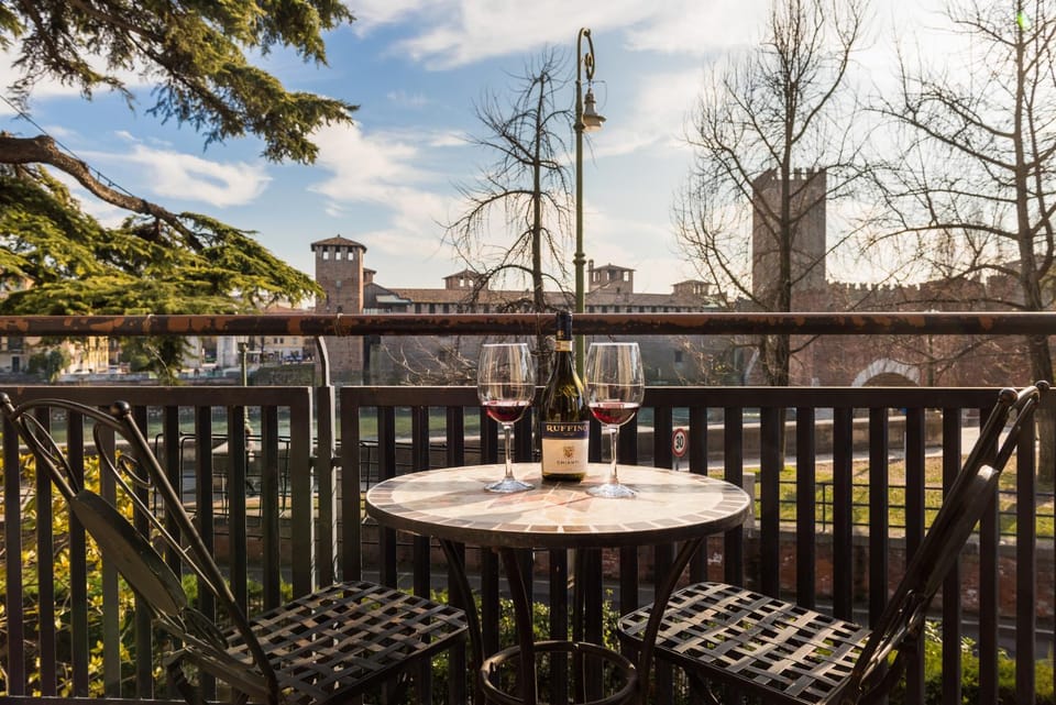 Balcony/Terrace, Balcony/Terrace