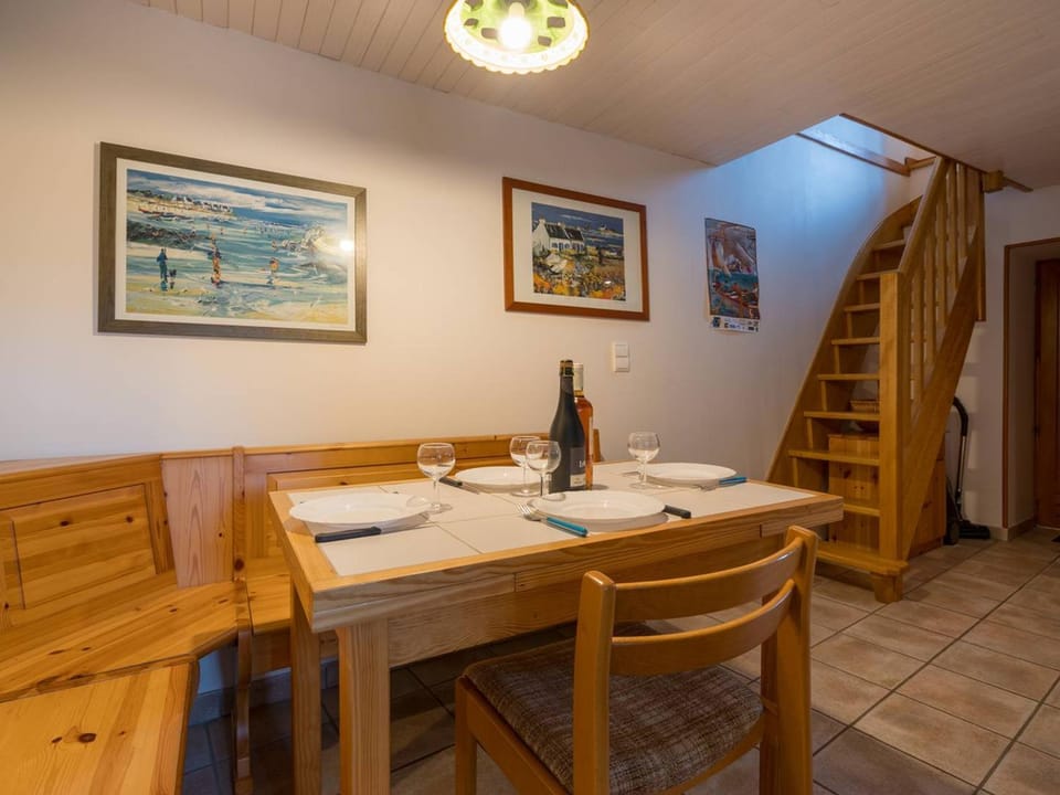 Petite maison 3 pièces à Crac'h - WIFI, animaux acceptés - FR-1-477-42 Villa in Brittany