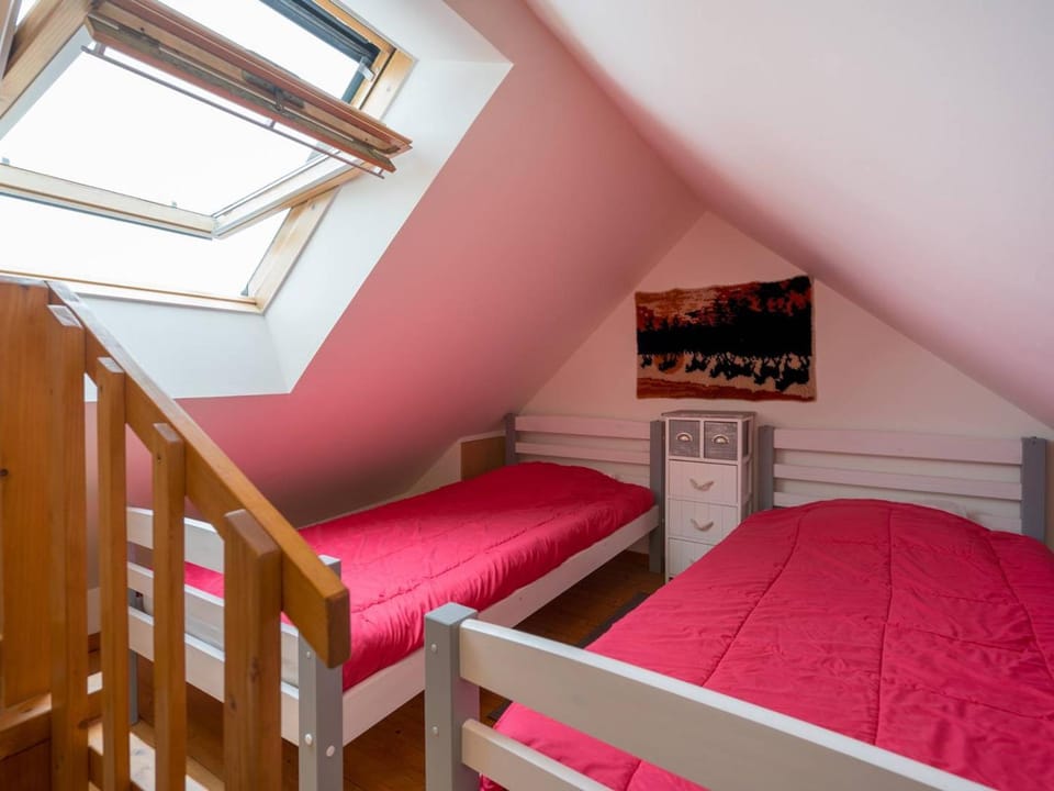 Petite maison 3 pièces à Crac'h - WIFI, animaux acceptés - FR-1-477-42 Villa in Brittany
