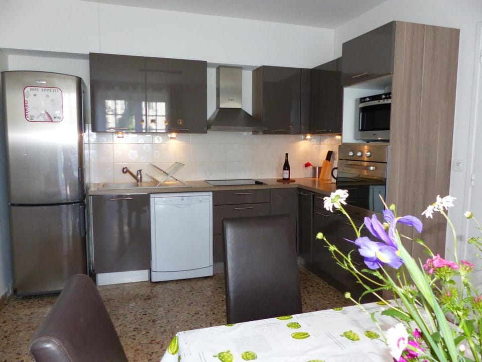 Grande maison contemporaine avec piscine et animaux admis - FR-1-489-134 House in Auvergne-Rhône-Alpes