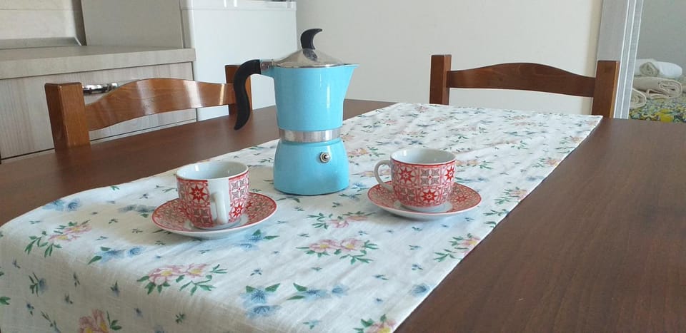 Dining area, Breakfast