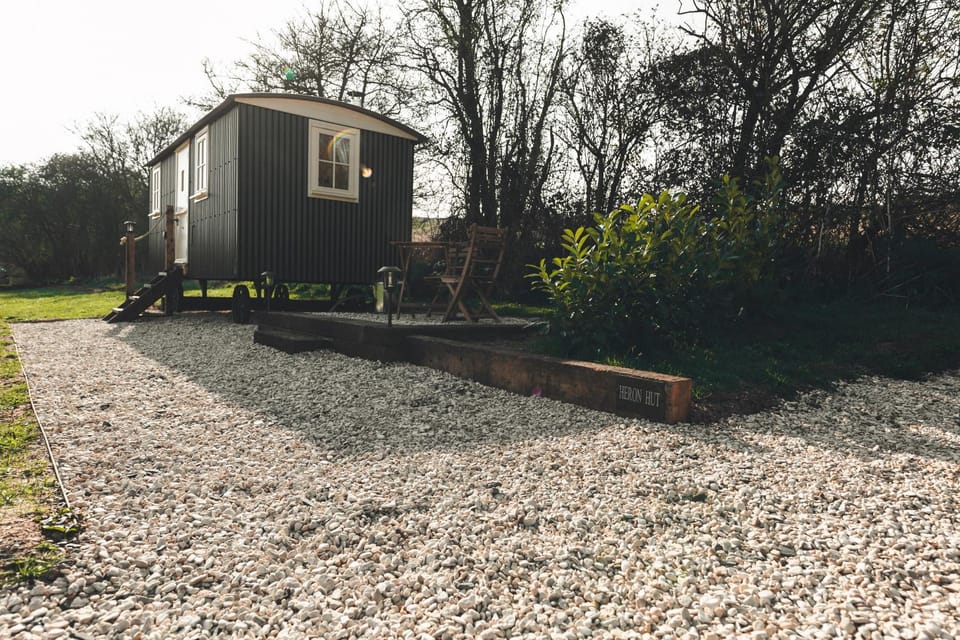 Avon Riverside Glamping Campground/ 
RV Resort in England