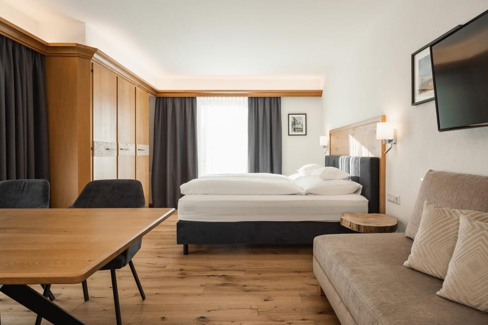 Jochum Hotel Garni Hotel in Serfaus