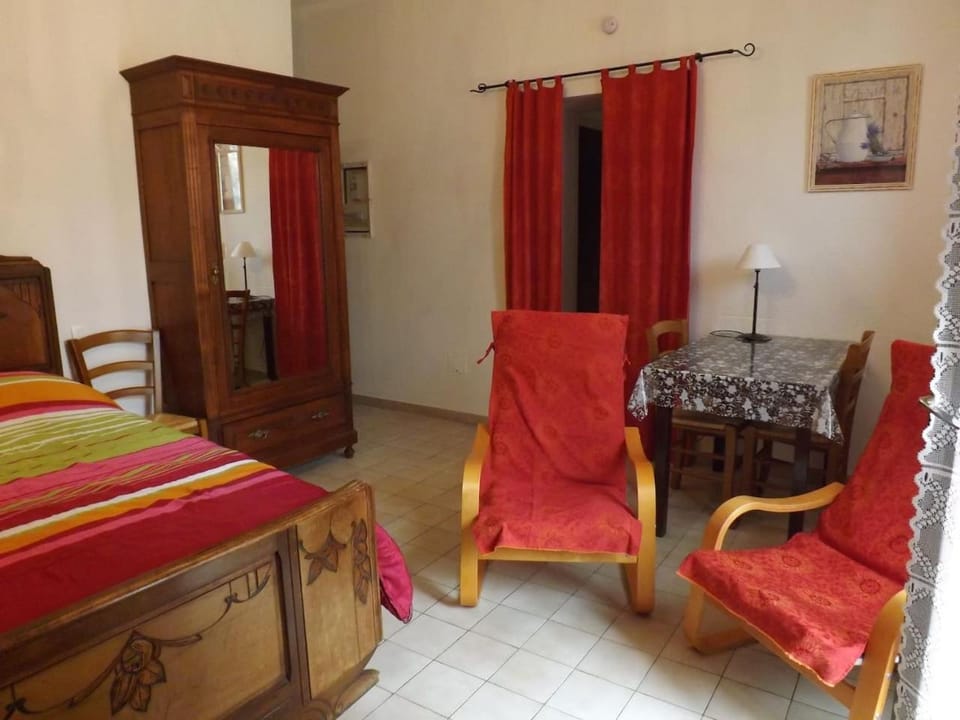Studio n°1 agréable et bien situé Apartment in Alt Empordà