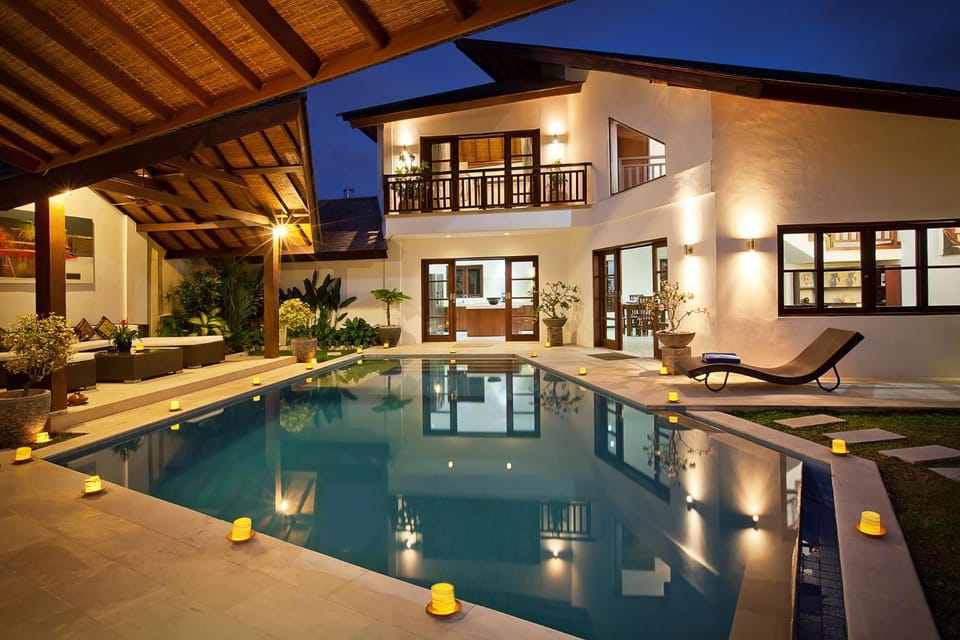 Swimming pool, Swimming pool