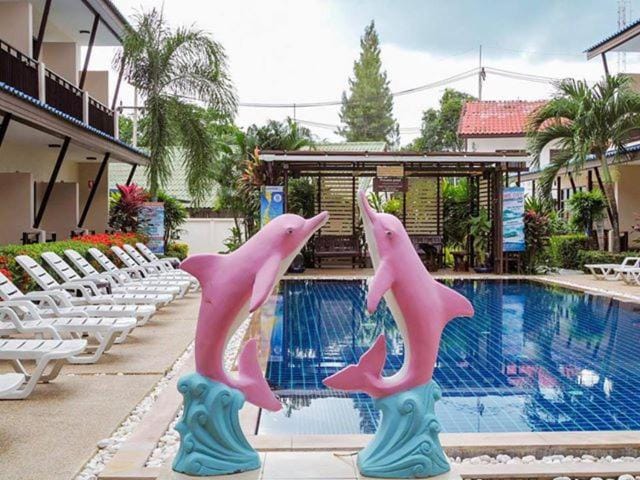 Swimming pool, Swimming pool
