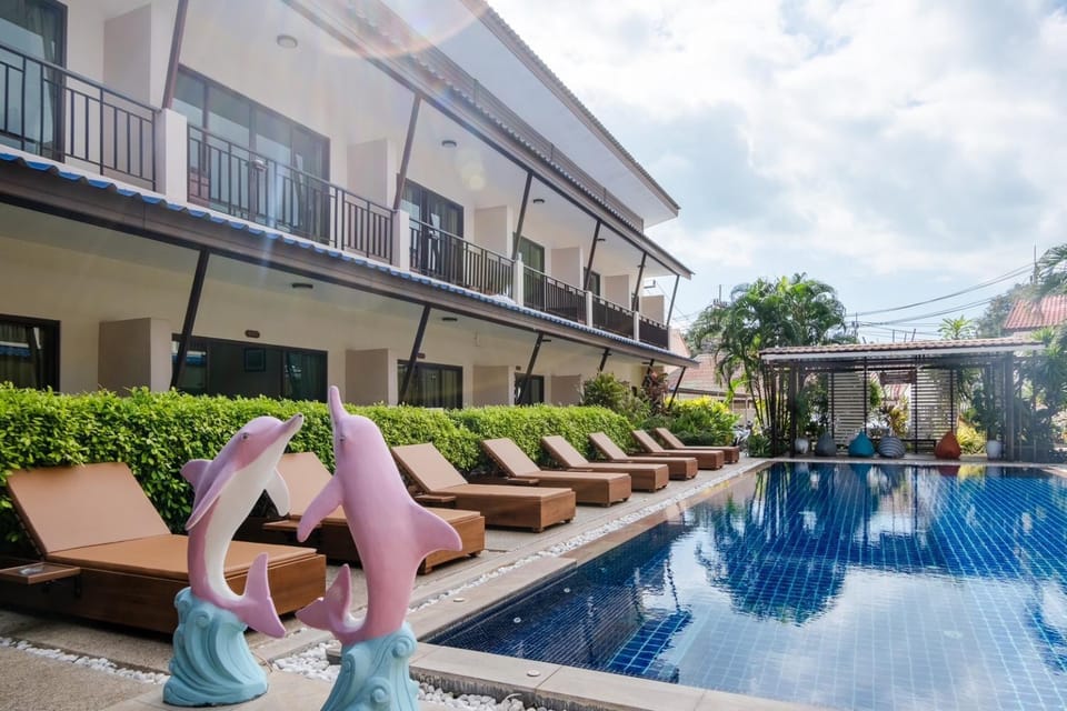 Property building, Swimming pool