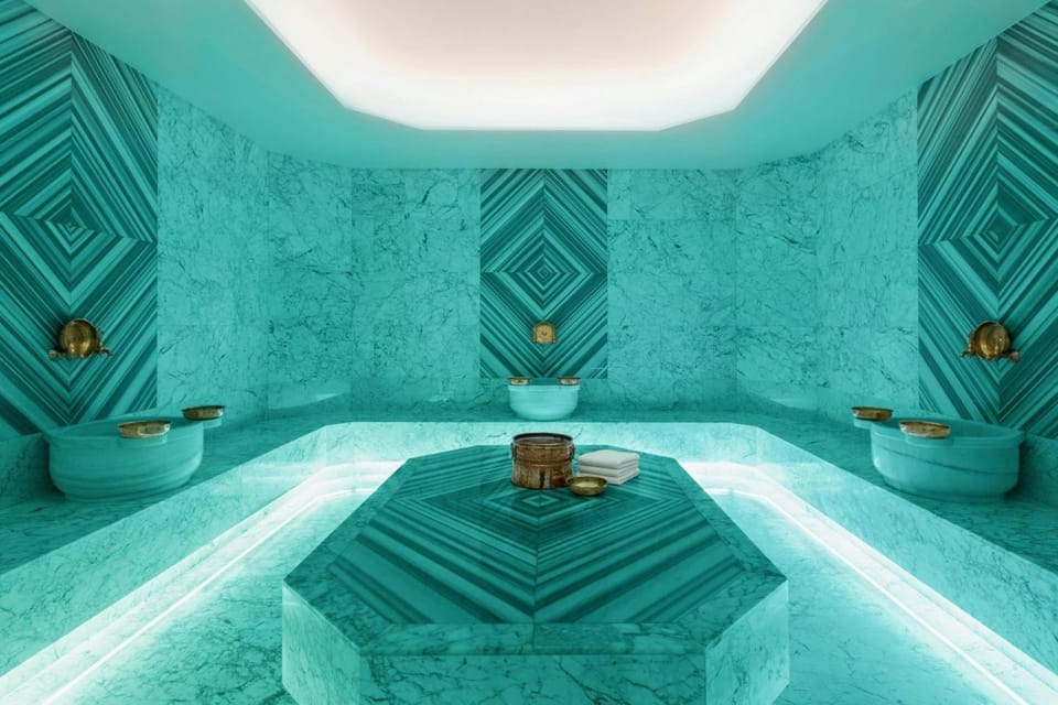 Sauna, Swimming pool