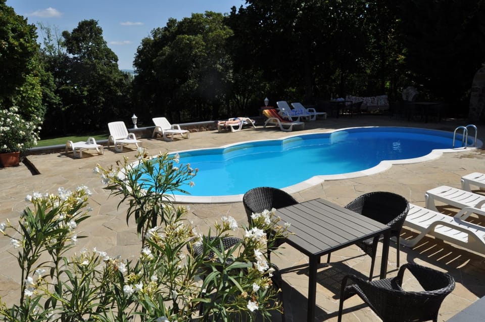 Pool view, Swimming pool
