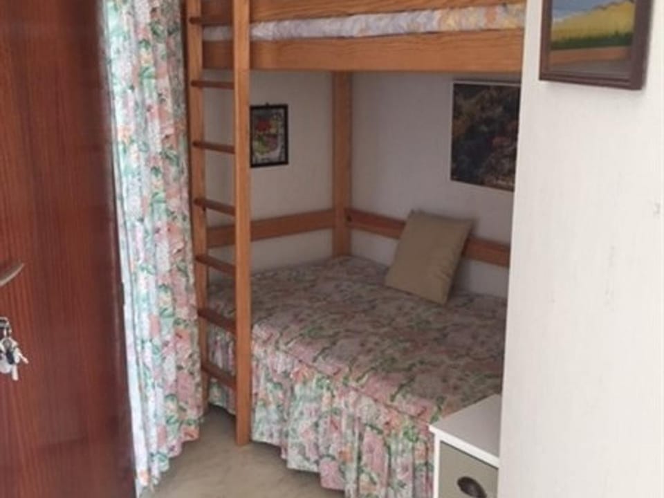 Studio Confortable 4 Pers, Face Plage, Sud - FR-1-331-87 Apartment in Les Sables-d'Olonne