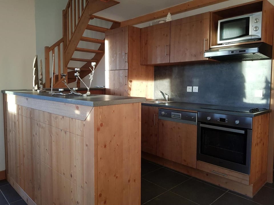 Duplex 4 pièces pour 10 pers avec terrasse panoramique, piscine et sauna à Arc 1600 - FR-1-411-546 Apartment in Bourg-Saint-Maurice