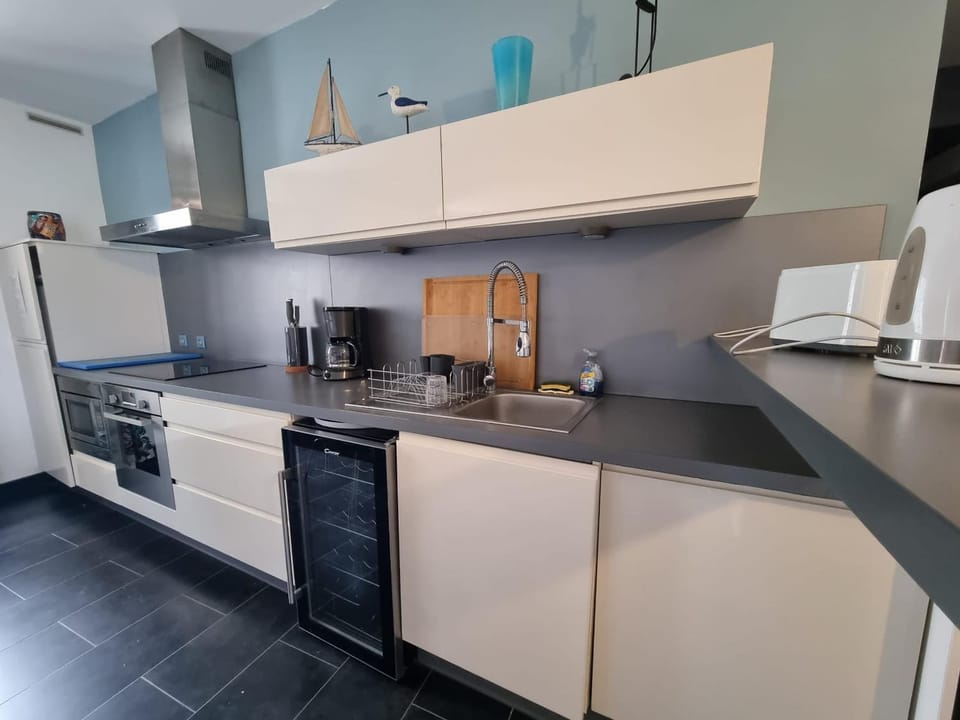 Appartement centre Collioure avec terrasse & WiFi - FR-1-309-190 Apartment in Collioure