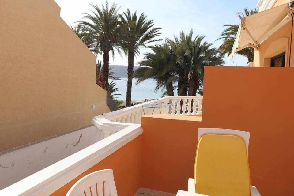 Royal Gardens Studio 123 Tenerife Rental & Sales Apartment in Playa de las Americas