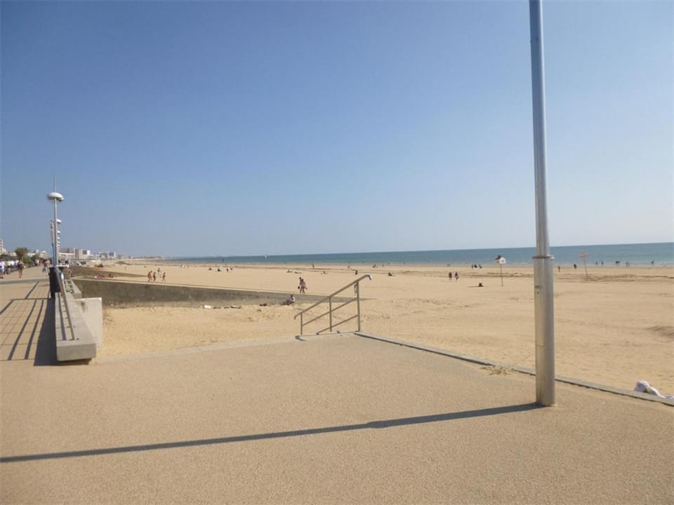 Appartement 2 pièces, balcon vue mer, parking privé, plage des Demoiselles - FR-1-224C-27 Apartment in Saint-Jean-de-Monts