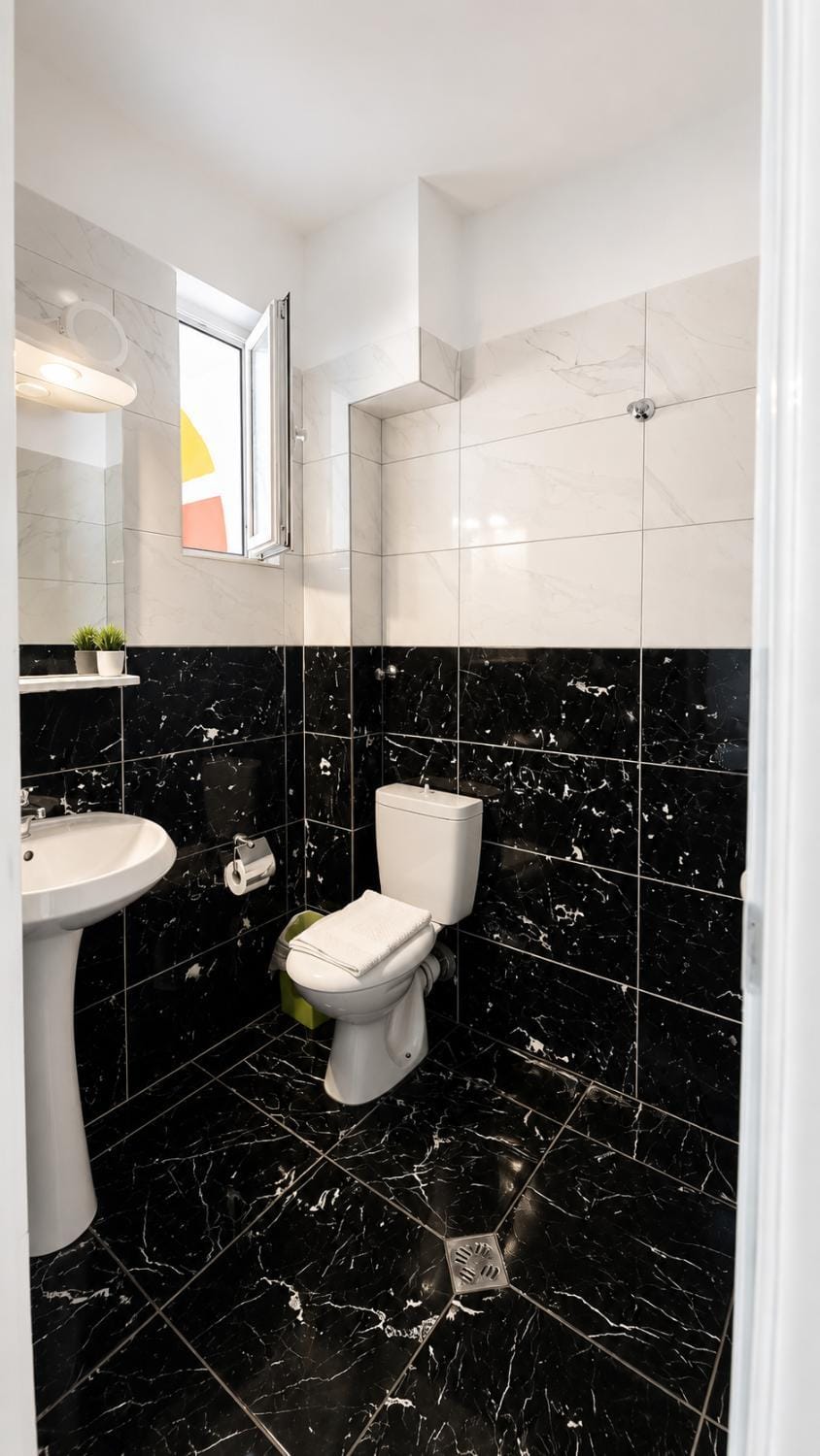 Shower, Toilet, Bathroom