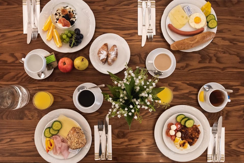 Food and drinks, Breakfast, Buffet breakfast