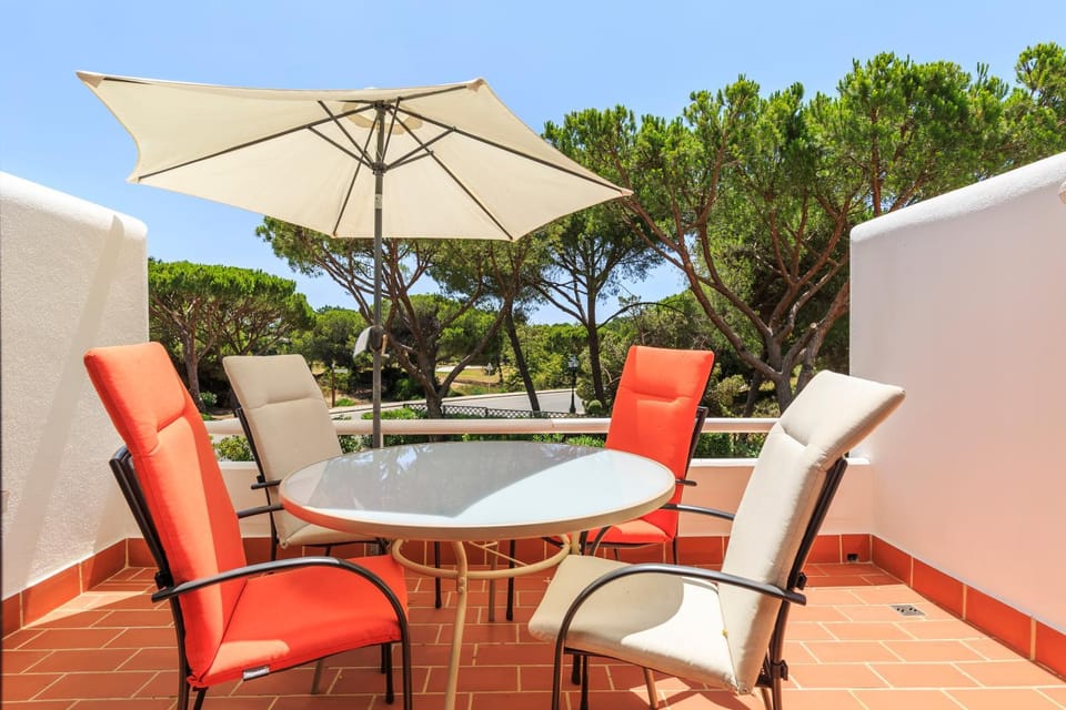 Victory Village 10D Apartment in Faro District