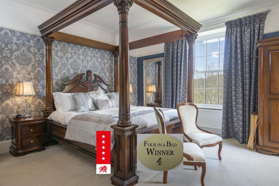 LLys Aeron "The Little Hotel" Bed and Breakfast in Wales