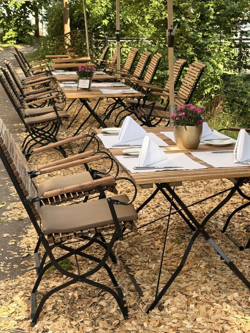 Restaurant/places to eat, Garden, Banquet/Function facilities, Garden view